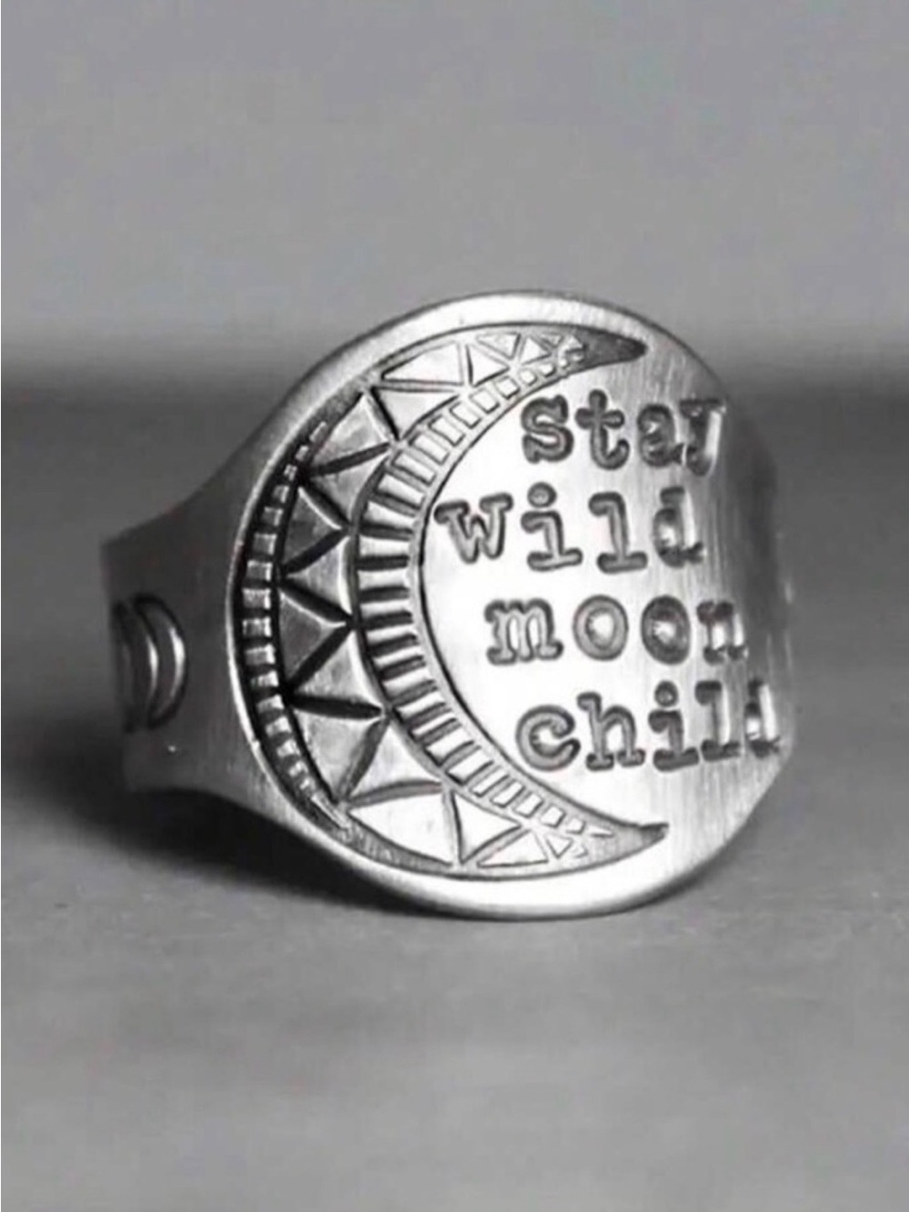 💥3/$28 New Stay Wild Moon Child Bohemian Vintage Style Moon Phase Signet Ring - Picture 15 of 16